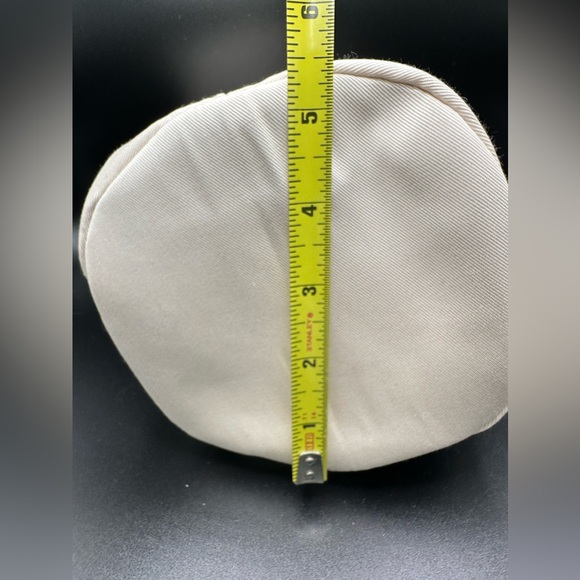 DIOR!! Cream and Twill Drawstring Pouch for Makeup or storage Bag - Picture 11 of 11